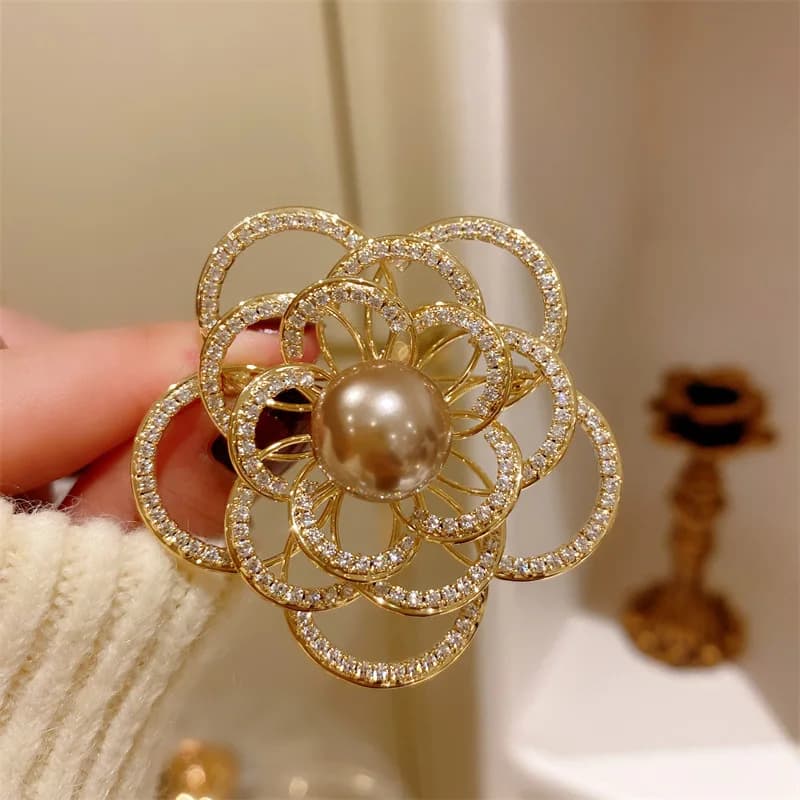 Women's Spills Great Flower Created Cubic Zircon Beads Accessories Color Gold Spill For Dress Elegant Jewelry Valentine's Gift