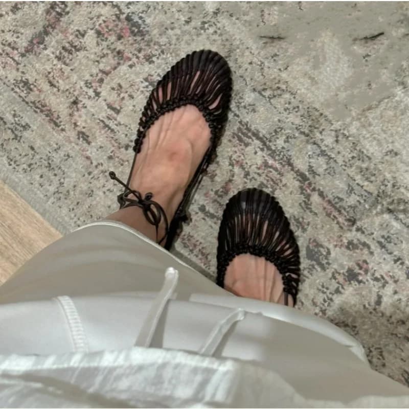 2026 Summer Low Heels Roma Sandals Fashion Outdoor Woven Hollow Women Sandals Casual Lace-up Round Head