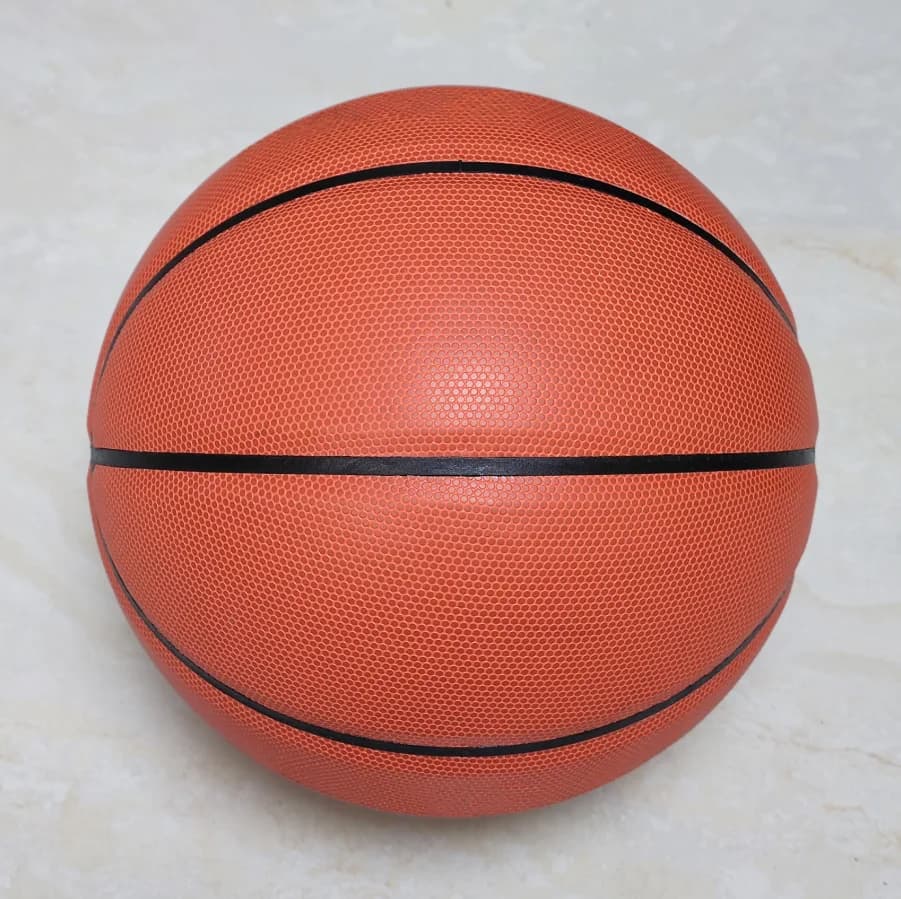 Pallone da Basket Personalizzato Senza Logo, Resistente all'Usura, per Allenamento e Partite Indoor e Outdoor, Misura Standard 7, in PU Composito, per Adulti e Bambini