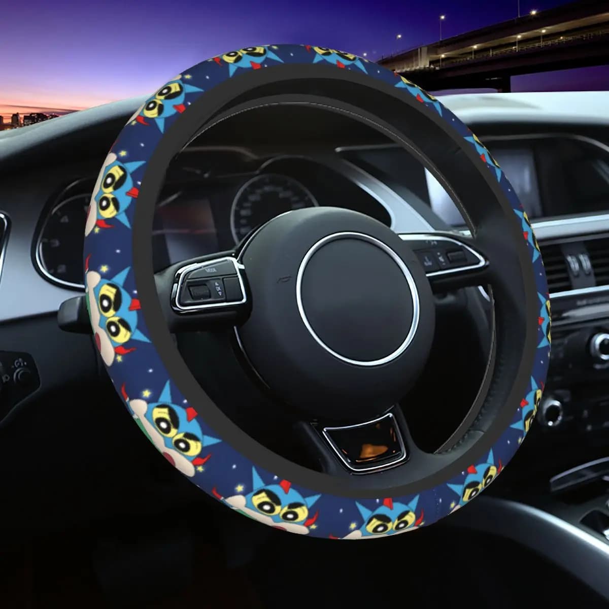 Coprivolante per auto 37-38 cm Crayons Shin-chans antiscivolo universale da 15 pollici per SUV