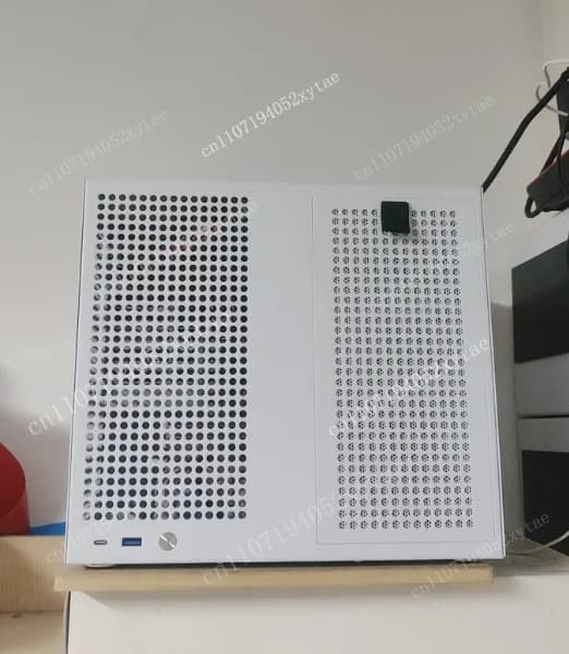 8-Bay NAS Chassis with Backboard ATX Power Supply MATX Full Height PCIe AIO Storage Home Storage Chassis