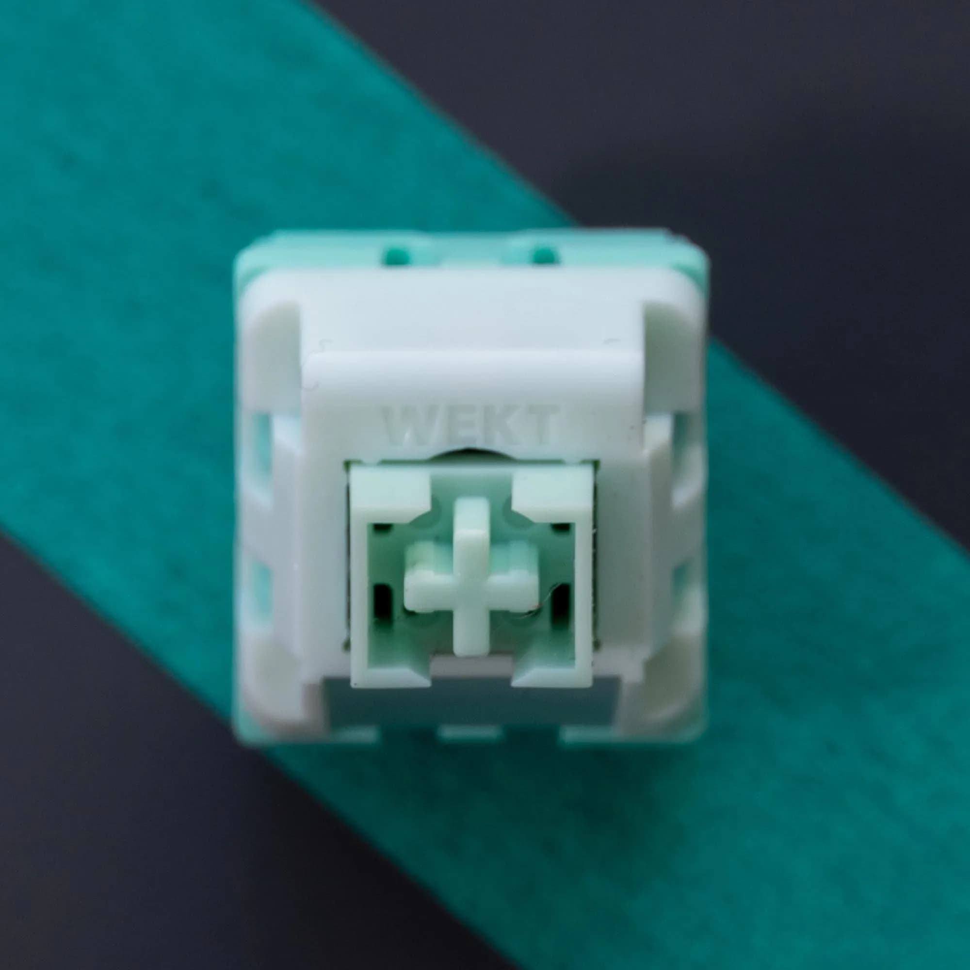 Interruttore Lineare Silenzioso WEKT NAFU 32.5g 37g per Tastiera Meccanica da Gaming Rosa POK MPA POM TPU Teal