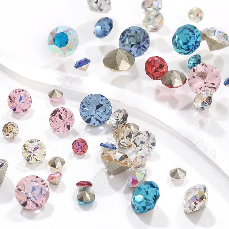Mini cristallo Strass Pointback Pietra Colla sulle unghie Strass di vetro per la decorazione di nail art Gioielli Artigianato fai da te per borse per vestiti