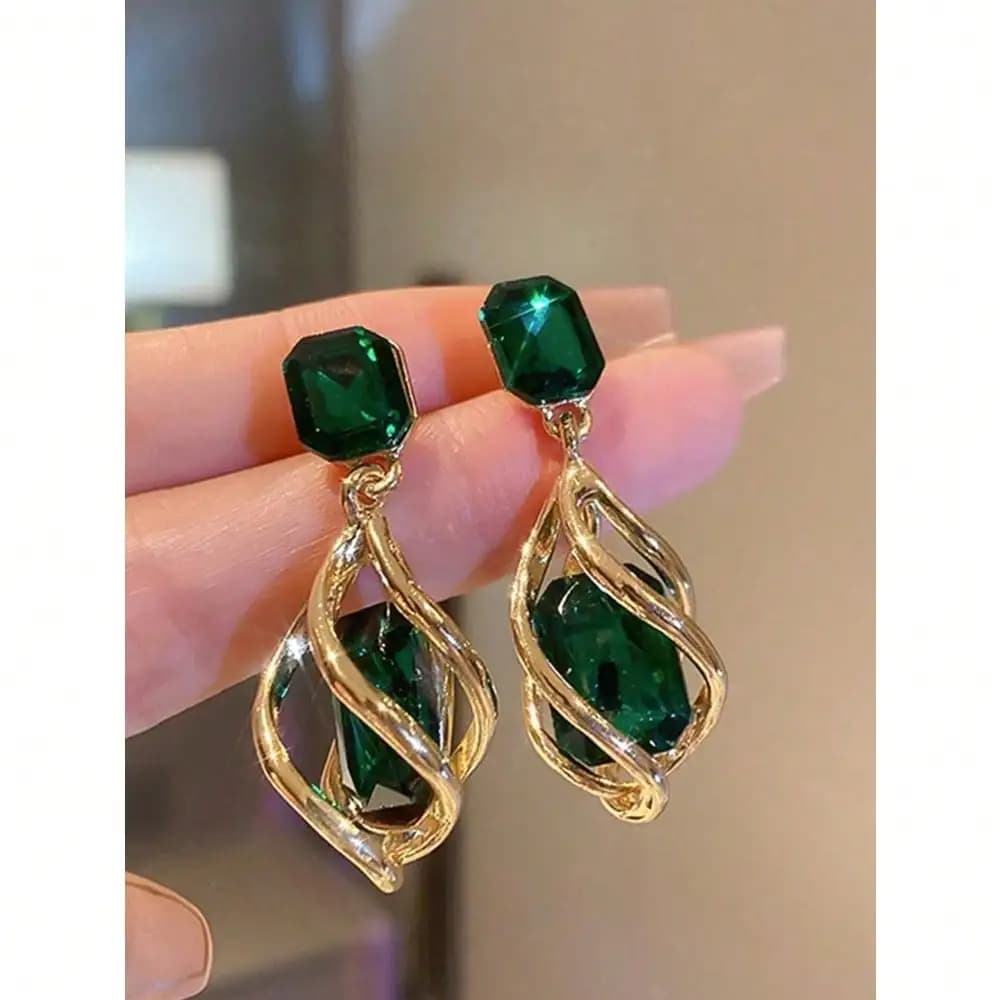 1 paio di orecchini pendenti geometrici con gemme verdi e diamanti per donna