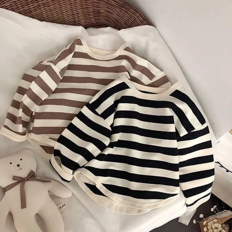 T-shirt a maniche lunghe a righe per bambini primaverili T-shirt per bambina con fondo allentato T-shirt per bambini in cotone per bambini alla moda