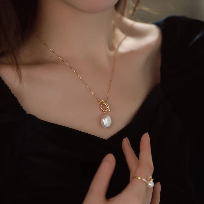Collana con ciondolo da donna in oro 14 carati con perle d'acqua dolce naturali al 100% per regali di compleanno per donne