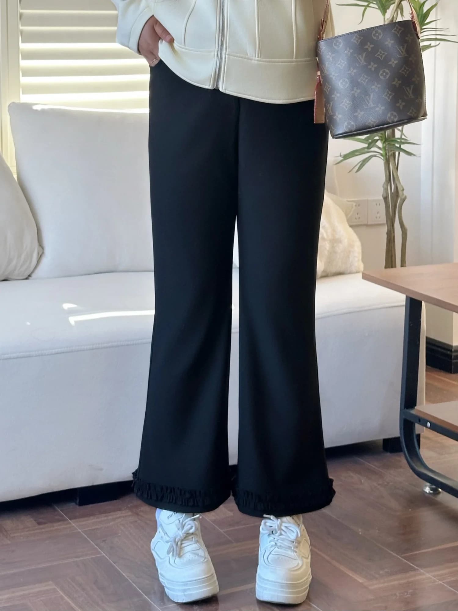 Pantaloni Casual da Donna Taglie Forti a Vita Alta, Gamba Larga, Moda Primavera, Effetto Snellente, a Tre Quarti, Leggermente Svasati, che Nascondono le Forme