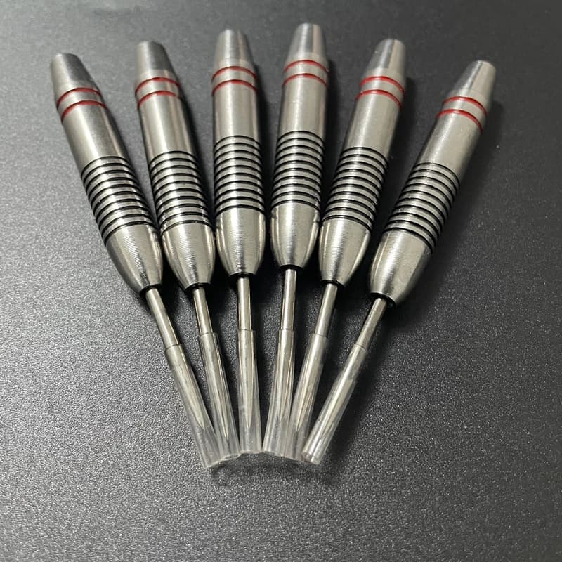 Nuove aghi da dardo di alta gamma da 12 pezzi, 22g/0.78oz, in acciaio inossidabile a strisce nere e rosse, accessori per l'intrattenimento con punta in acciaio
