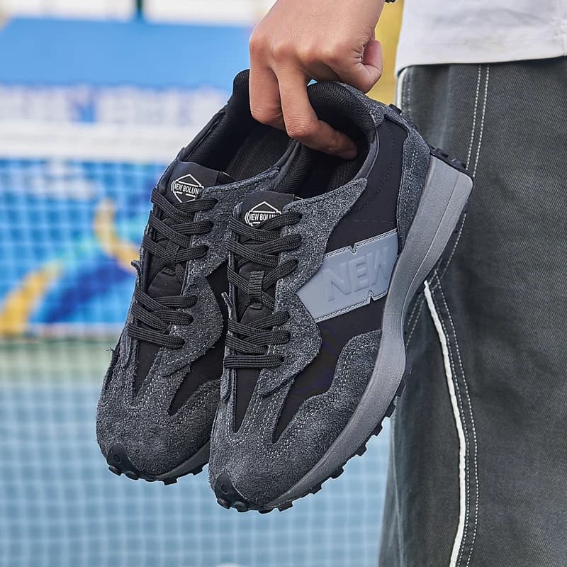 Scarpe da Donna Sportive Sneakers 2026 Classiche da Corsa e da Viaggio Scarpe Shark Burst Scarpe da Uomo Scarpe per Coppie Scarpe Casual Abbinabili a Tutto