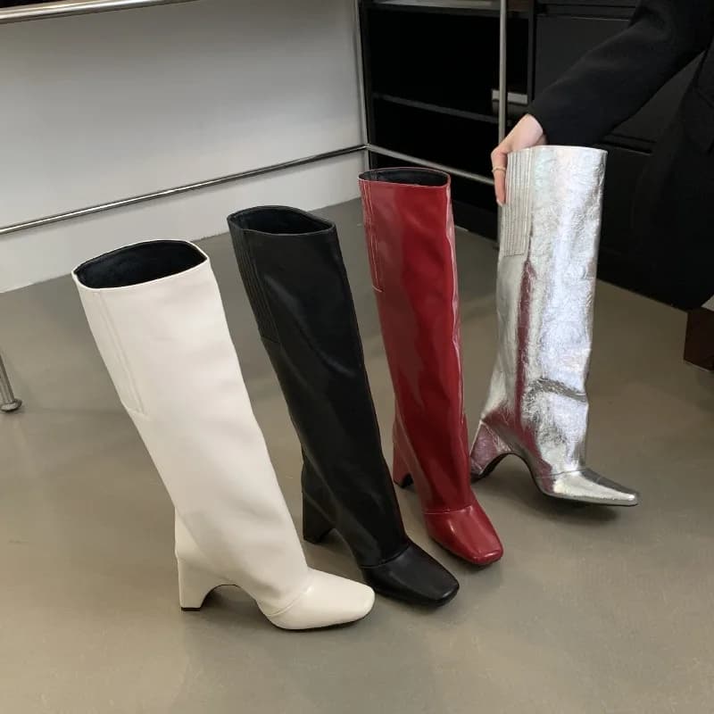 Stivali al ginocchio con tacco quadrato e punta quadrata da donna Moda Bianco Argento Nero Rosso Scarpe da donna Stivali lunghi moda Taglia grande 35-40