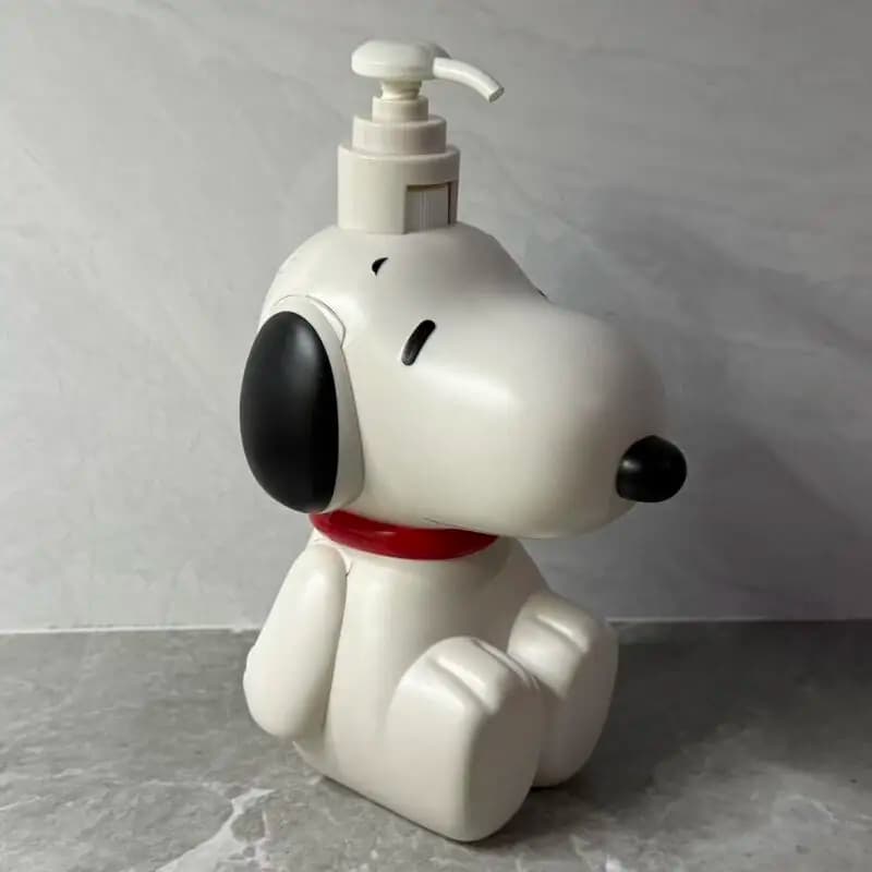 Kawaii Snoopy Dispenser Bottle Cartoon Dog Shampoo Body Wash Hand Soap Press Bottle Bathroom Decor Storage Ornament Home Gift