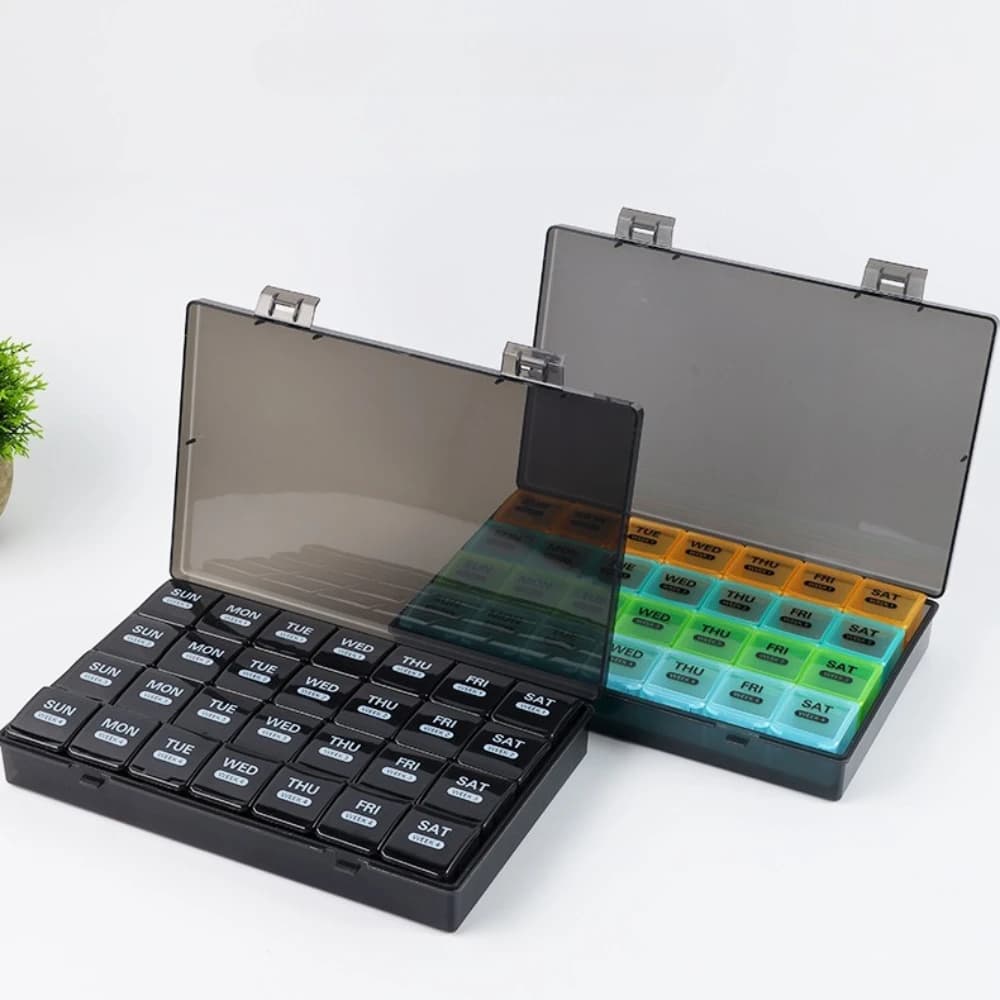 Organizer of Large Portable Pills, 4 Weeks at Months, 28 Days, Container for Vitamins, Supplements, Fish Oil, Medicines