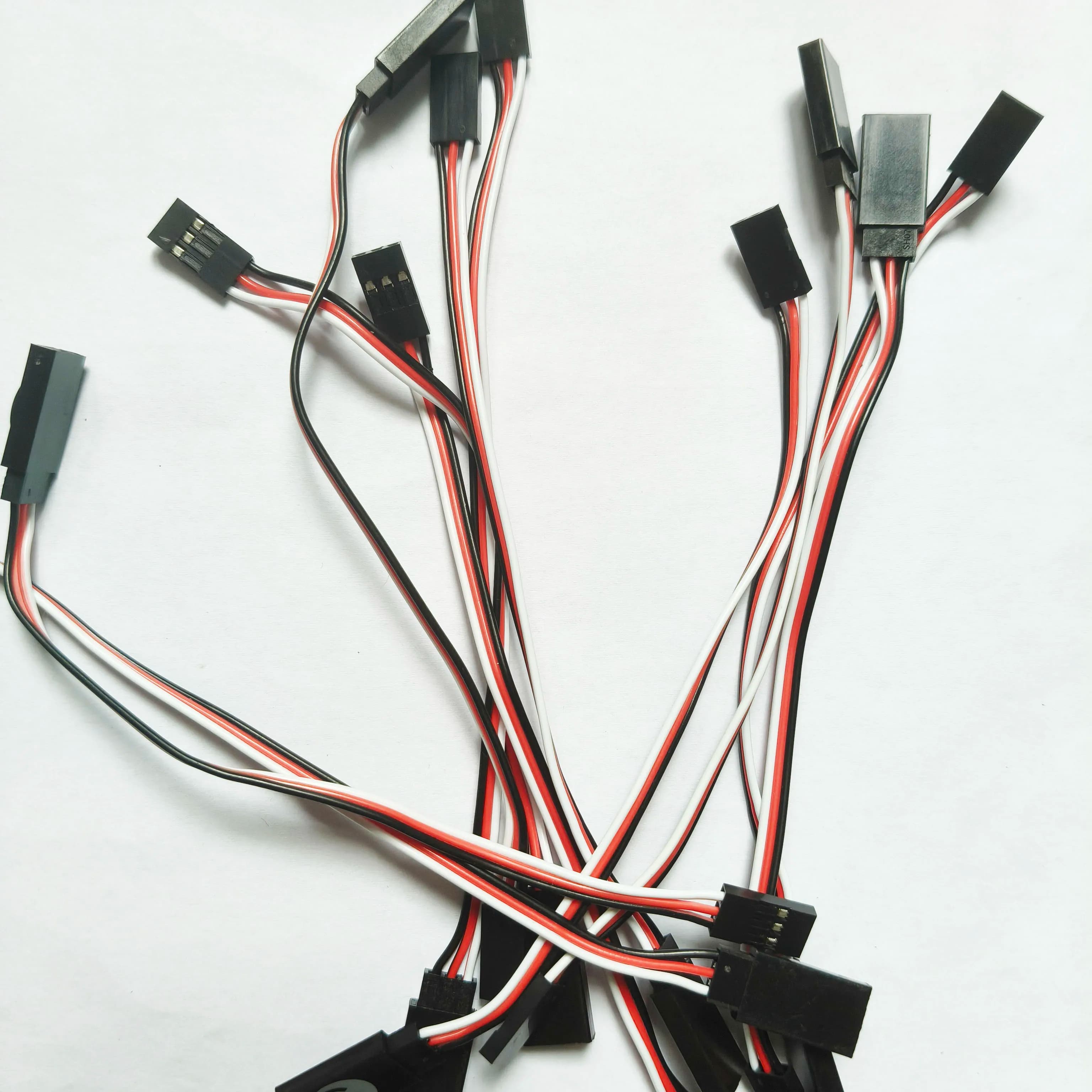 10 Pz 150/300/500mm 3 Pin Servo Cavo di Prolunga Cavo Femmina a Maschio Connettore JR per RC Auto Aerei Elicottero