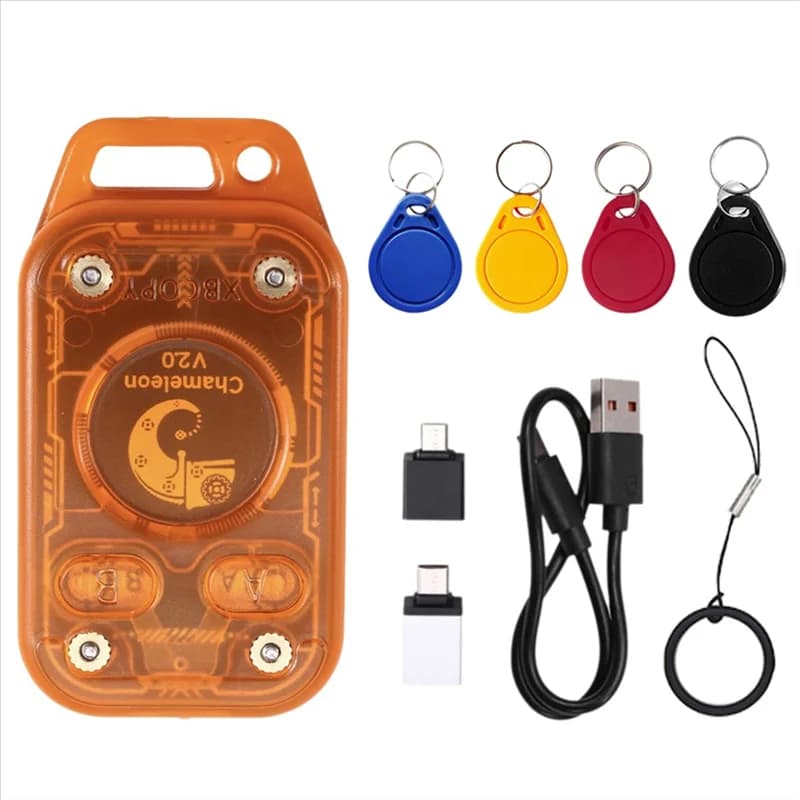 【PUBLICITY】Emulatore di chip RFID intelligente Chameleon Ultra V2.0 13.56Mhz 125Khz, decodificatore di schede NFC + 4 portachiavi CUID