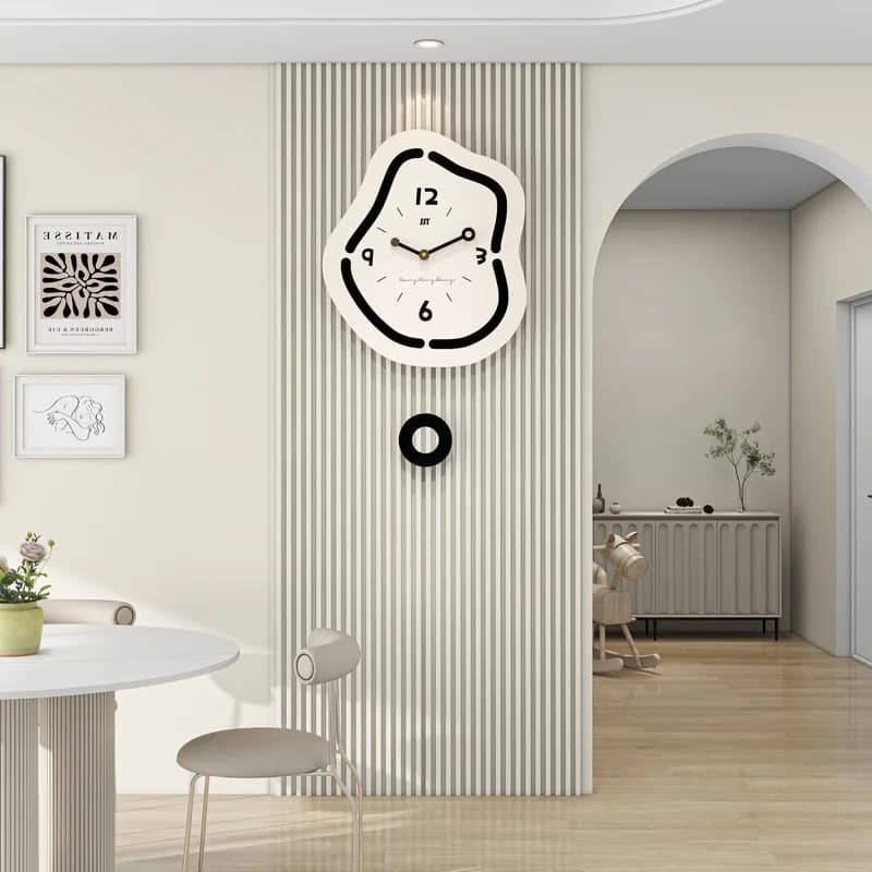 Japanese creative watch, modern and simple for living room, high-end wall clock, decorative wall clock for dining room.