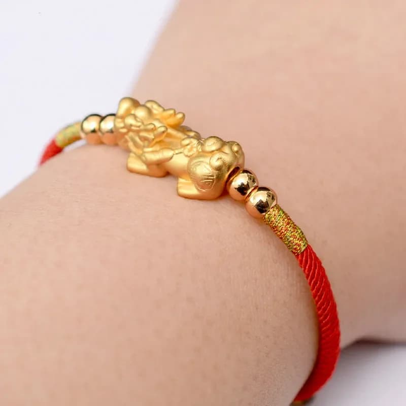 Braccialetti con corda rossa fortunata Bracciale con ciondoli regolabile con nodi Pixiu per donna uomo