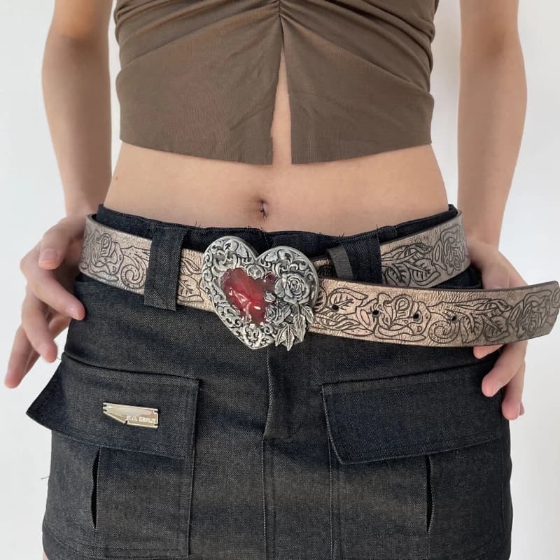 Women Belt Fashion PU Leather Punk Belt With Adjustable Love Heart Buckle Luxury Designer Buckle Belt For Dress Jeans Cool