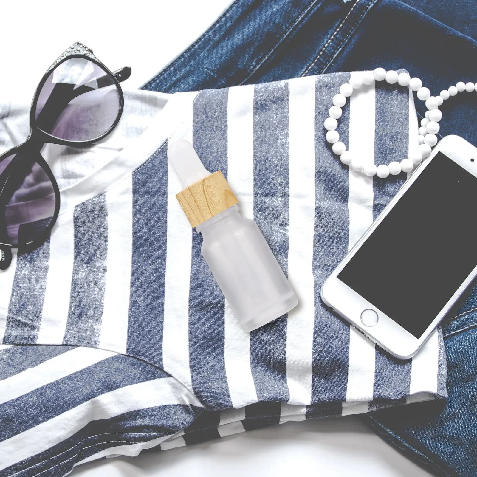 Flacone contagocce in vetro da 4 pezzi, contenitore per olio essenziale, ricaricabile, portatile, mini contenitore da viaggio, flacone per olio essenziale
