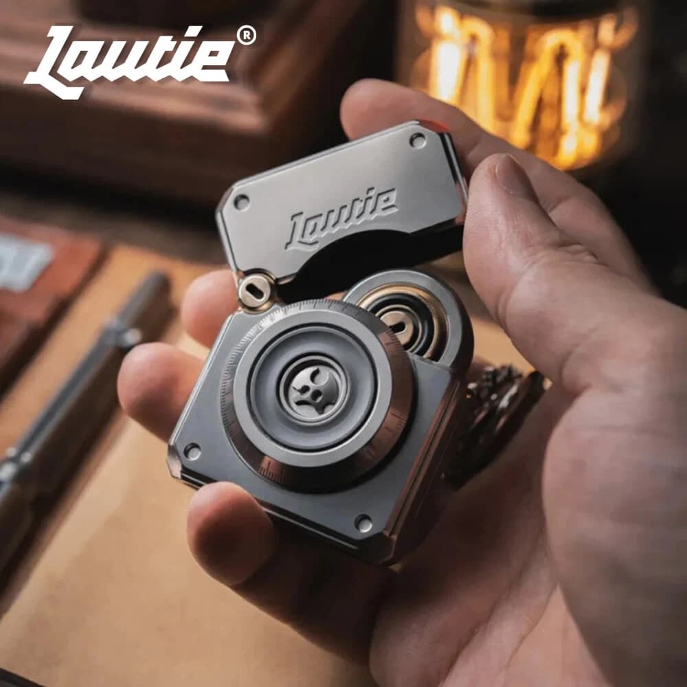 LAUTIE EDC 2026 EDC SHOW Giocattoli Compositi Serie 2099 Titanio Fidget Slider Antistress Ratchet Fidget Spinner