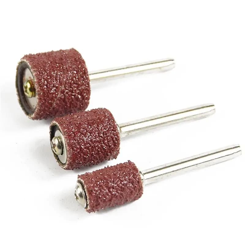 Set di Utensili Elettrici 51 Pezzi: Anelli Abrasivi, Teste di Levigatura, Rotoli di Carta Vetrata, Lucidatura e Sverniciatura Metallo, Mole Rotonde Fai-da-te
