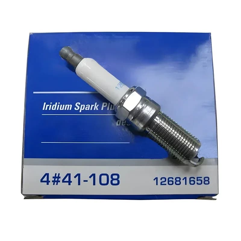 4 pezzi 41-108 12620540 Nuove candele originali in iridio per Buick Chevy GMC 41108 12620540 Candele di accensione 12681658