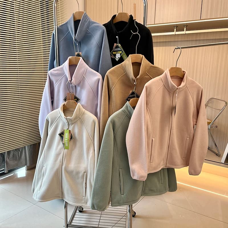 Thickened Fleece Jacket Women's Outdoor Windproof Warm Stand Collar Fleece Coat Long Sleeve Zipper Closure Casual Loose Fit