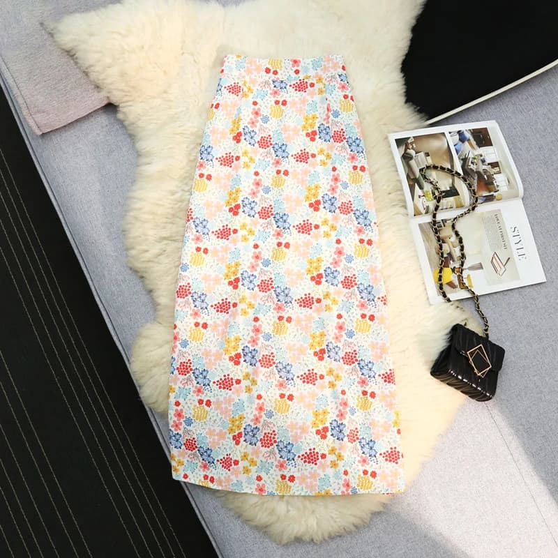 Gonna midi a trapezio con stampa floreale dolce e piccante, nuova collezione estiva da donna, gonna stampata a vita alta drappeggiata, elegante e di bell'aspetto