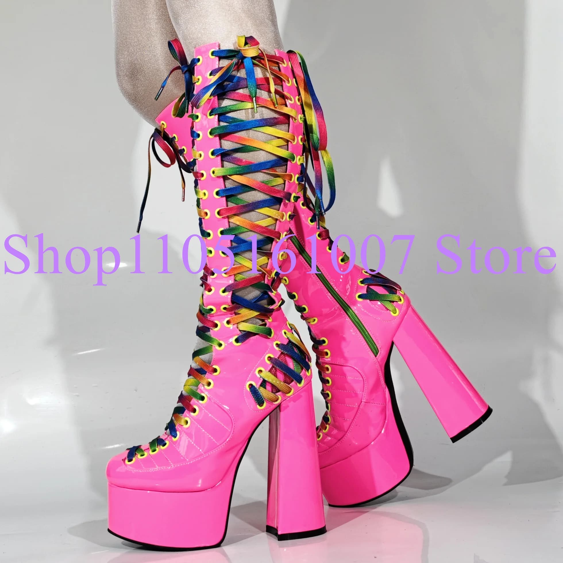 Nuovi sandali da donna con lacci in colore misto Stivali Design alla moda Stivali con tacco grosso e plateau Stivali alti al ginocchio Lady Banquet Scarpe con tacco alto