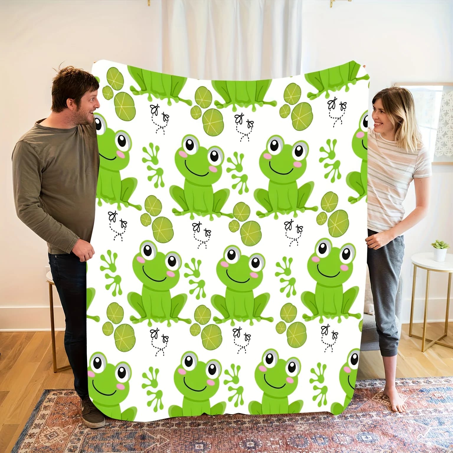 Coperta in flanella a tema rana simpatico cartone animato, divertente design verde fresco morbido caldo, regalo perfetto per i piselli in campeggio