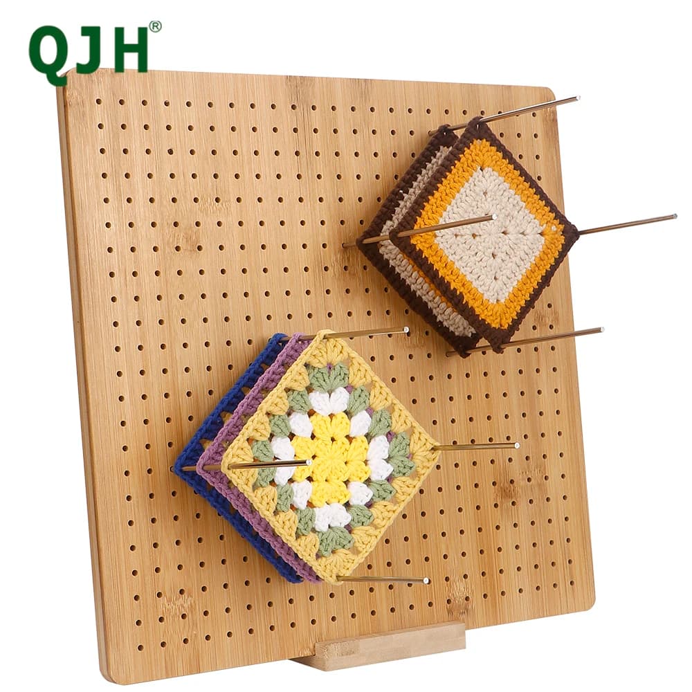 1Set Bamboo Knitting Loom Board with Squares Holes, Weaving Craft Tool for Crochet Projects - Includes Small, Medium, Large Size