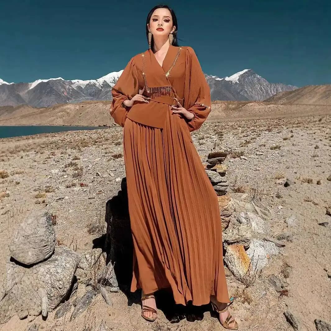 Ba5215 Nuovo Abito Lungo Elegante con Scollo a V, Maniche Lunghe, Gonna Plissettata e Perline Fatte a Mano, Vestito da Donna di Lusso Stile Dubai Islamico