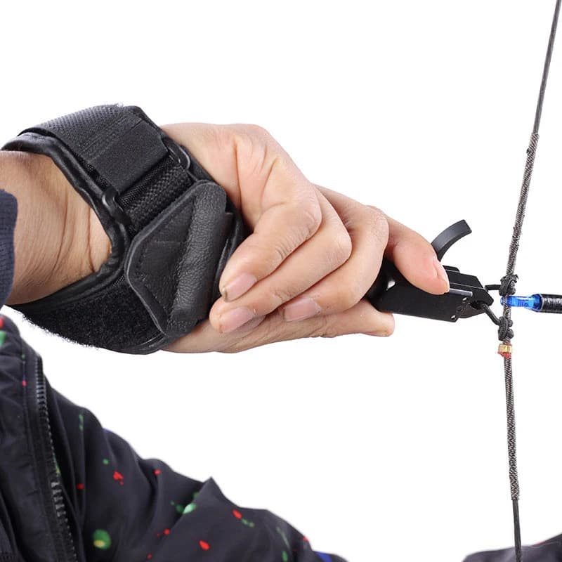 Ganasce rotanti a 360 gradi Elong tiro con l'arco calibro Release Aid Compound Bow Strap Shooting Pro Arrow Trigger Wristband tiro con l'arco Bow