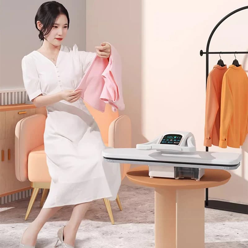 Macchina da stiro a vapore intelligente Macchina da stiro sospesa per uso domestico Stiratrice per vestiti Macchina da stiro Negozio di abbigliamento Pulitore a secco