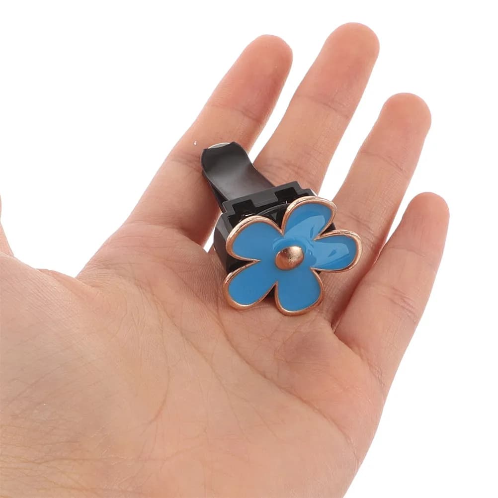 Set of 8 Clips for Cars in the shape of Margherita, Fragrance Diffuser for Interior Cars, Floral Accessories Carini, Decorative Clips Aromatiche