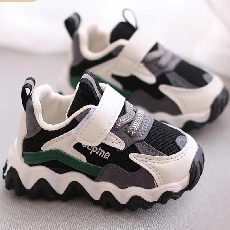 Primavera autunno scarpe sportive per bambini per ragazzi Sneakers traspiranti ragazze scarpe da corsa con suola morbida 1-3 anni scarpe Casual per bambini