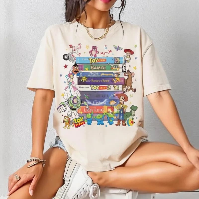 Disney Classic Movies Book Stack Collage Print T Shirt Toy Story Bambi Lion King Casual Vintage Tee