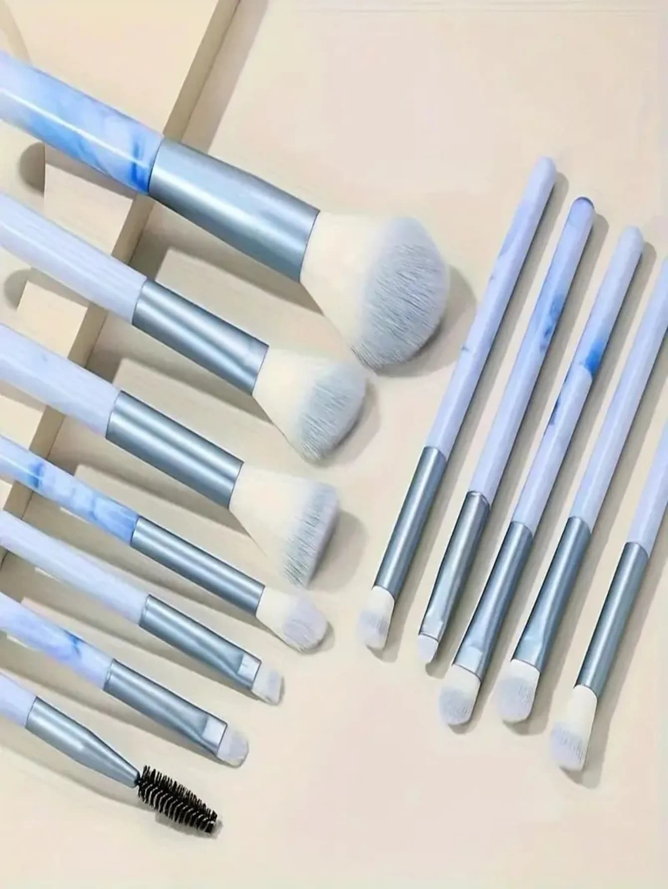 Set di pennelli per trucco blu da 10/12 pezzi - Soffio per cipria e tampone per la pulizia - Pennelli sintetici per cipria e fard