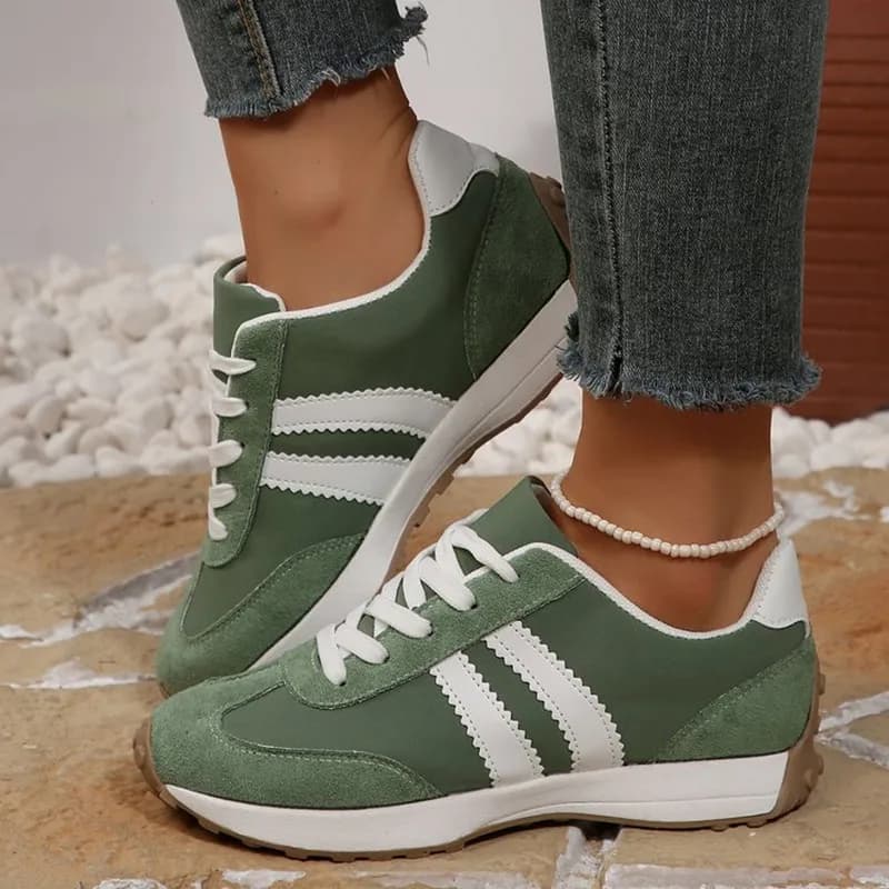 2026 nuove donne sneakers robuste piattaforma sneakers casual alla moda scarpe da corsa leggere con fondo morbido sneakers estive in rete