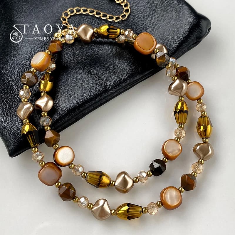 Collana di perline in pietra naturale Maillard Catena di maglione con temperamento caramello Catena di collo di fascia alta di lusso leggera per gioielli da donna