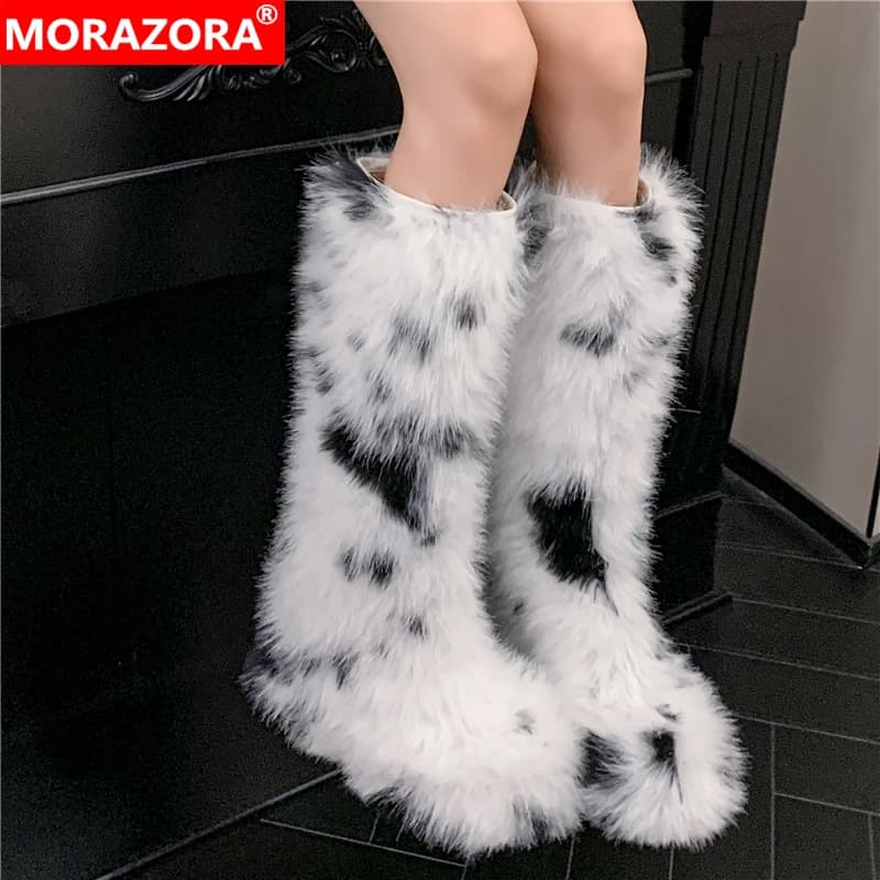 MORAZORA 2026 Nuovi Stivali Moda Donna Pull On Pelle di mucca Pelliccia Stivali alti al ginocchio Piattaforma Stivali invernali Passerella Scarpe moda