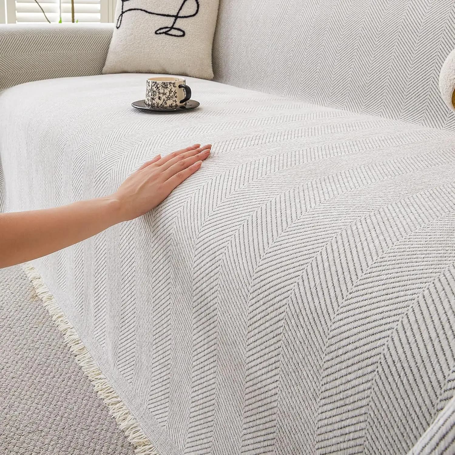 Copridivano Antiscivolo Lavabile per Divano a 3 Cuscini, Protezione per Mobili Resistente agli Animali Domestici in Bianco Sporco (231x340 cm)