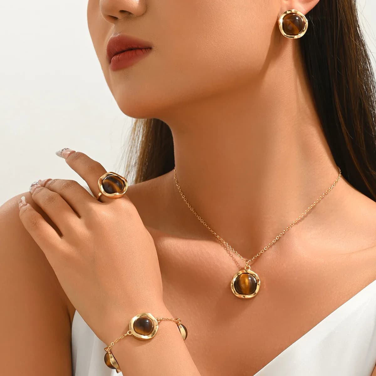 New Fashion EU Dubai 24K Gold Plated Necklace Earrings Rings Bracelets Delicate Wedding Party Jewelry Set for Loved Ones 555