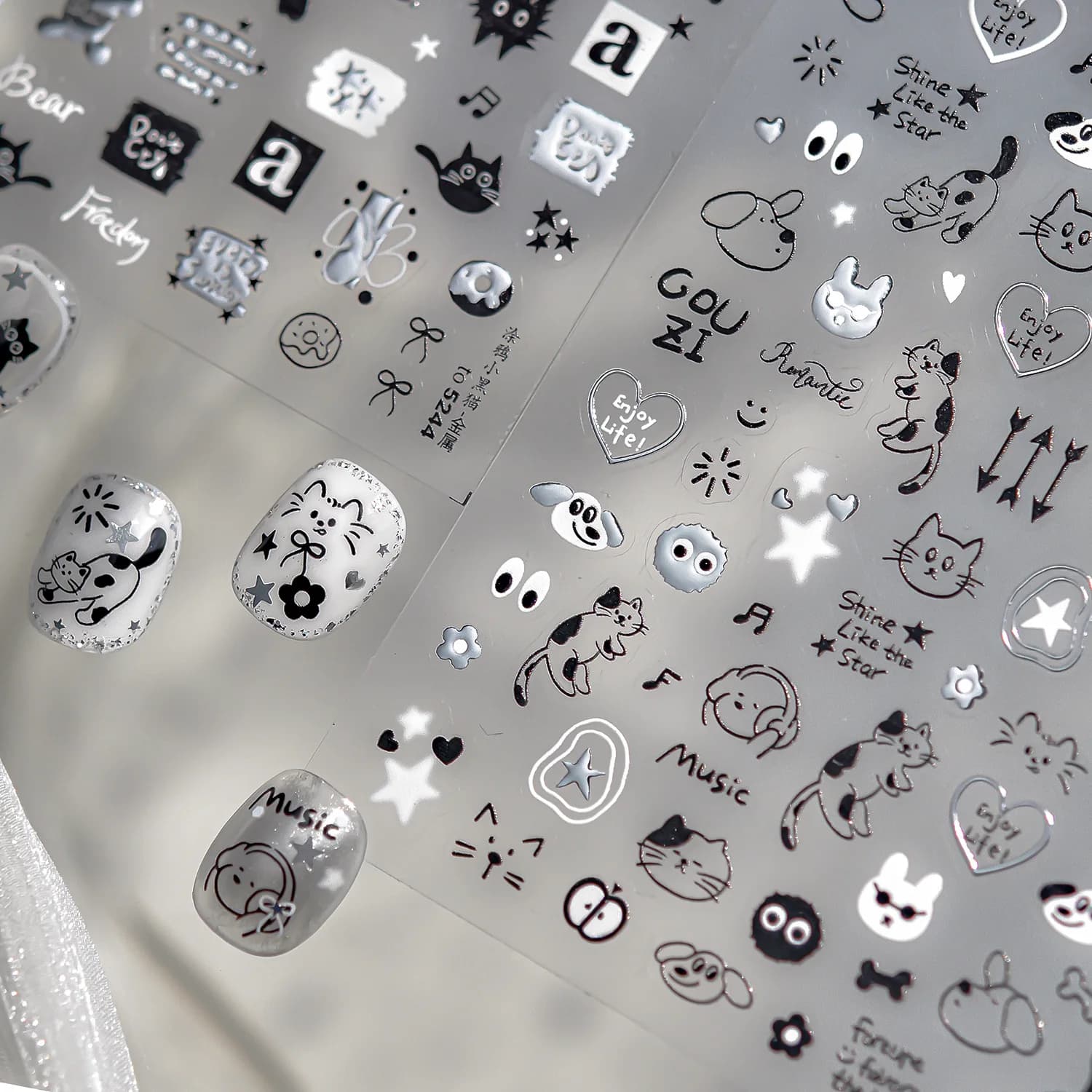 Adesivi per unghie anime Adesivi per unghie in metallo 5D con gatti Graffiti carini Adesivi per piccoli gatti neri Accessori per la decorazione di nail art Fai da te