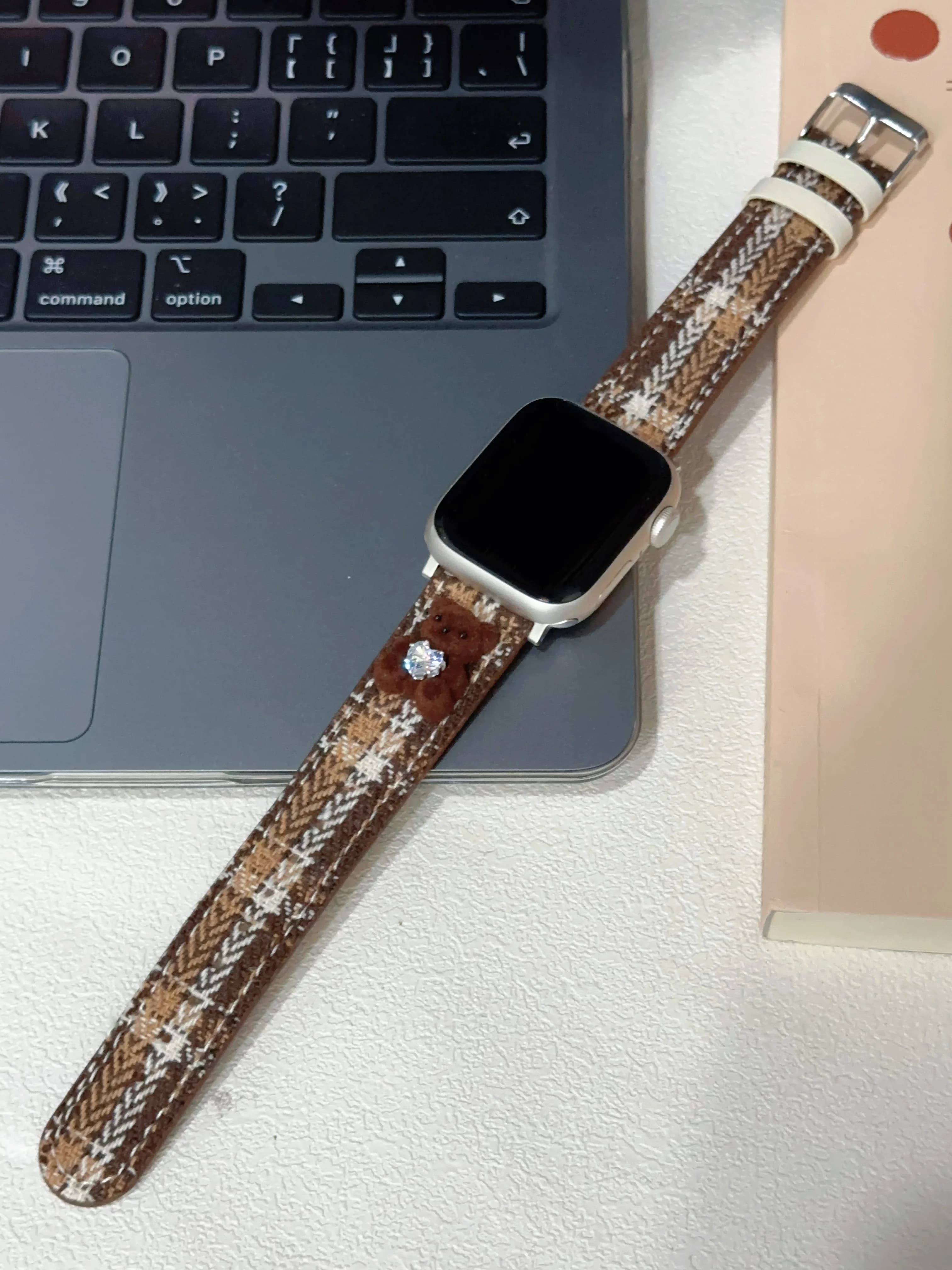 Superior Leather loop Correa For Apple Watch band women Cute strap Series 11/10/9/8/7/6 38mm 40mm 41mm 42mm 44mm 45mm 46mm 49mm