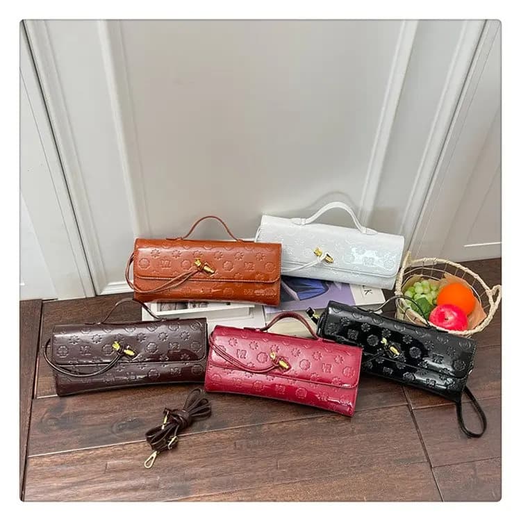 Elegant Ladies Diaper Bag Luxury Designer Leather Tote Large Capacity Fashionable Commuter Shoulder Bag Minimalist Vintage Style