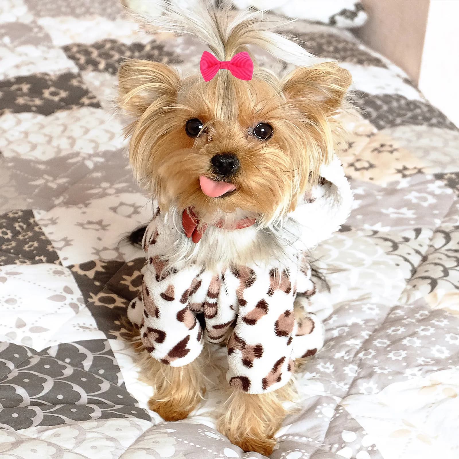 16Pcs Dog Cat Hair Bows Elastic Band Bowknot Accessories Soft Comfortable for Small Large Pets Grooming Outdoors Parties