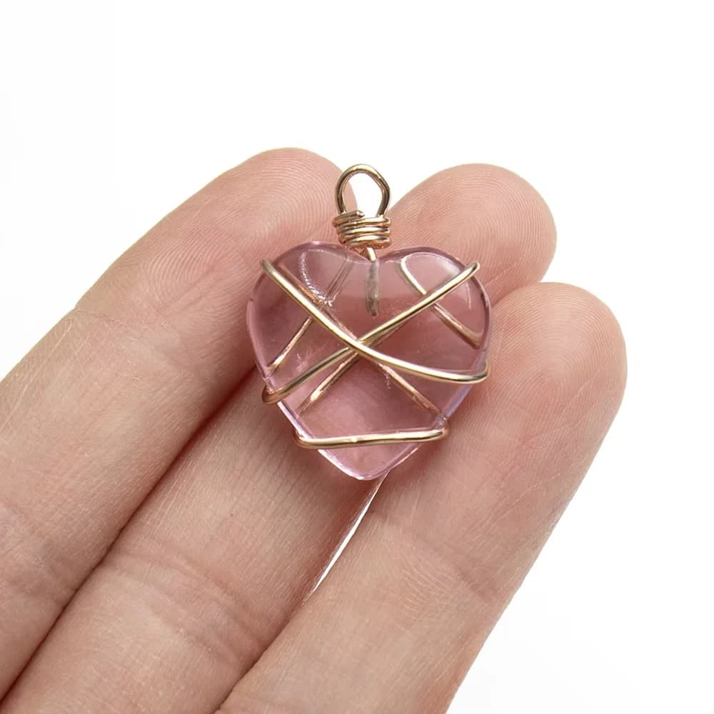 Collana con ciondolo in pietra naturale 20x25mm, filo dorato, cristallo avvolgente per le donne, bel pendolo in pietra a forma di cuore, accessori fai da te 1 pezzo