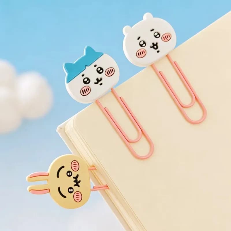 Set di Cancelleria Chiikawa con Segnalibro, Clip per Carta, Organizzatore da Scrivania per Studenti, Ufficio, Casa, Quaderni e Agende, Nuovo Stile Kawaii