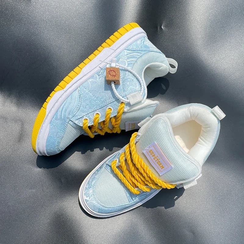 Light Blue New Chinese-Style Loafers, Large Size Shoes, Casual Shoes, Breathable and Comfortable, Satin, Wear-Resistant, Casual, Versatile, Fashionable Canvas Shoes, Sneakers