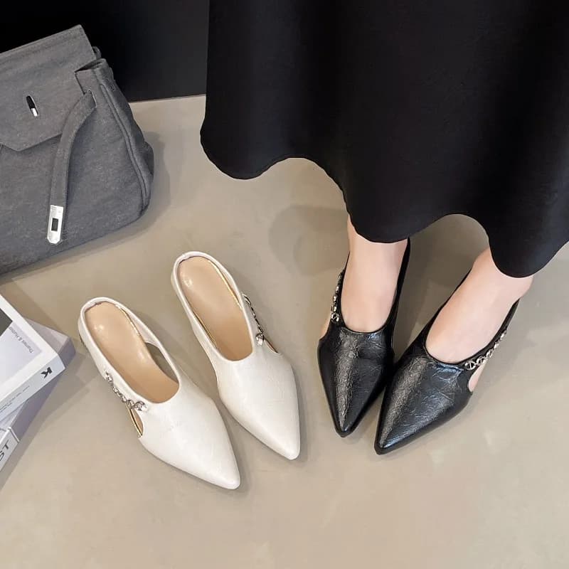 French Retro Pointed Toe Metal Chain Baotou Half Slippers Women's Outside Wear Sandals and Slippers Fashion